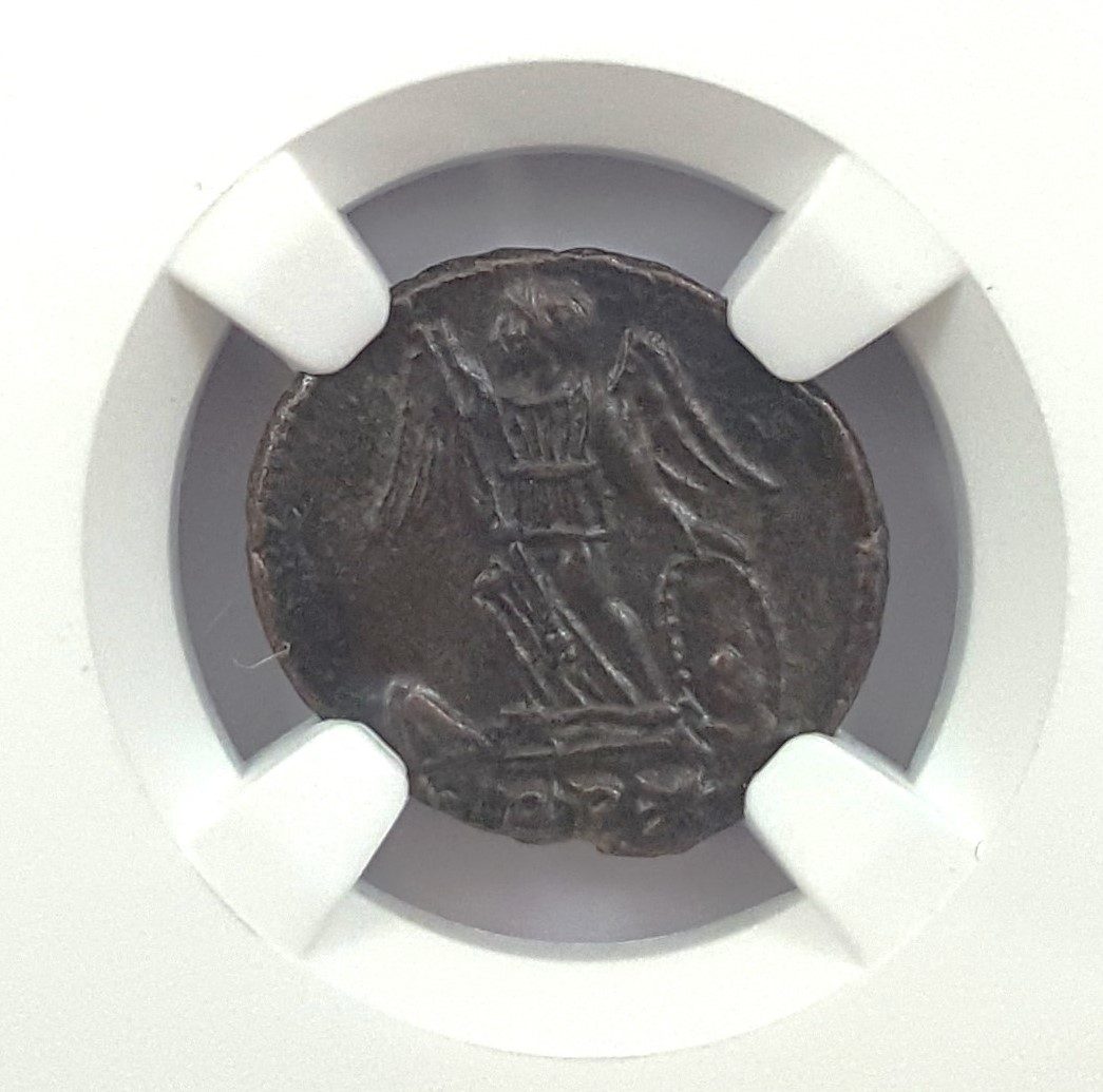 CONSTOPOL(EPFIG)NGC(XF) Roman AE of Constantinopolis (AD 330-346) Epfig Hoard NGC(XF)