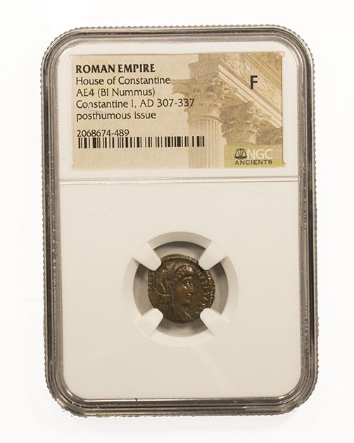 CONSTQUAD(AE4)NGC(F) Roman AE4 of Constantine I ,Manus Dei (AD 337-340) NGC(F)