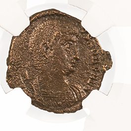 DECENTIUS(AE2)NGC(VF) Roman bronze of Magnus Decentius (350-353) NGC(VF)