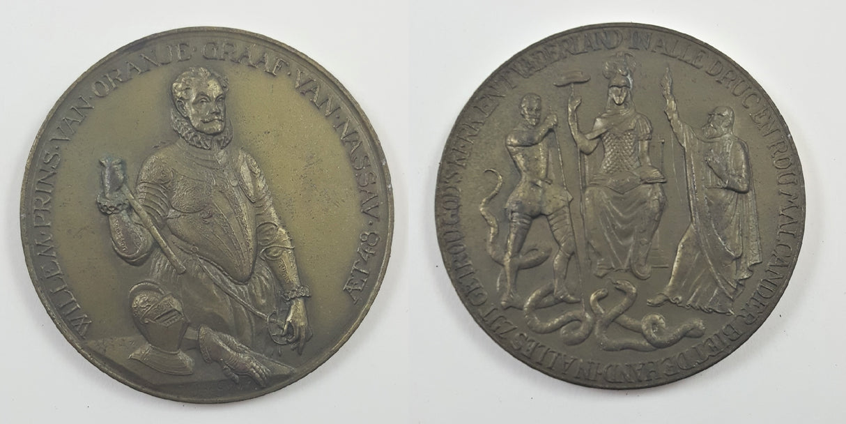 DL2085 Dealer lot of one (1) Dutch medal commemorating William of Orange, a key figure in the Dutch fight for independence.(AU)