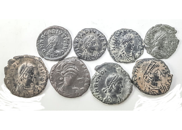 DLR13 Lot of 8 AE4 Arcadius, about XF Condition